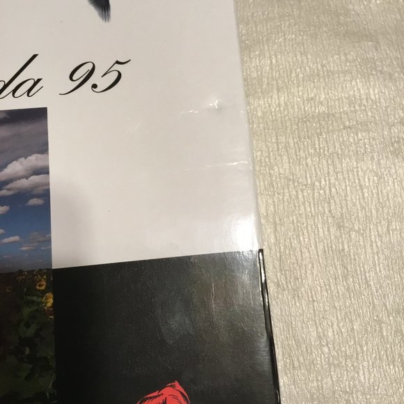 Canada 95 - The Collection of 1995 stamps hardback book w/ dust cover - Picture 13 of 14